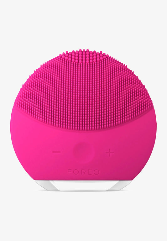 Foreo LUNA Mini 2 Ansiktsrengöring i fuchsia